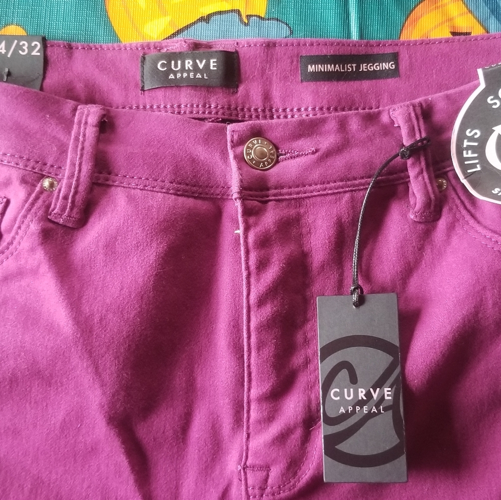 Curve Appeal Magenta jeggings/jeans 14